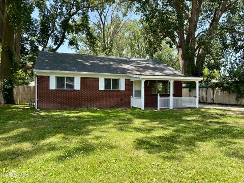 Tiny photo for 554 Williamsville Avenue, Toledo, OH 43609 (MLS # 10010026)
