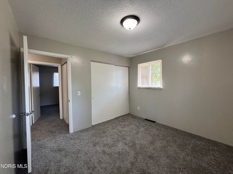 Tiny photo for 554 Williamsville Avenue, Toledo, OH 43609 (MLS # 10010026)