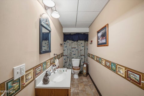 Tiny photo for 1522 County Road B, Swanton, OH 43558 (MLS # 10013965)