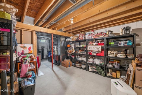 Tiny photo for 1522 County Road B, Swanton, OH 43558 (MLS # 10013965)