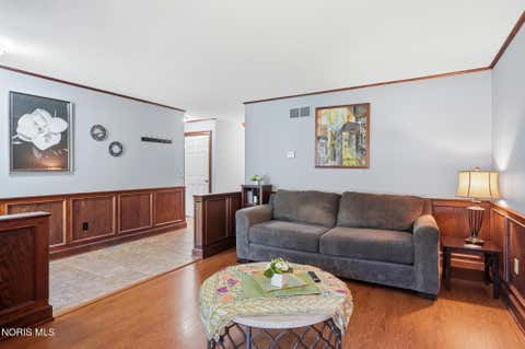 Tiny photo for 3733 Rye Hill Lane, Sylvania, OH 43560 (MLS # 10011640)