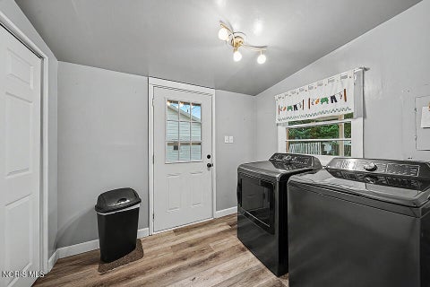 Tiny photo for 533 Hull Avenue, Findlay, OH 45840 (MLS # 10010901)