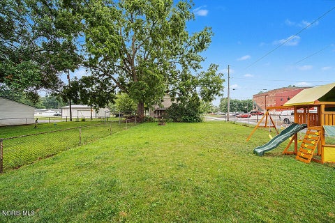 Tiny photo for 533 Hull Avenue, Findlay, OH 45840 (MLS # 10010901)