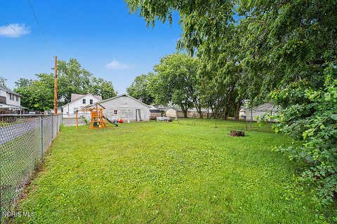 Tiny photo for 533 Hull Avenue, Findlay, OH 45840 (MLS # 10010901)
