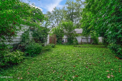Tiny photo for 5333 Harvest Lane, Toledo, OH 43623 (MLS # 10011851)
