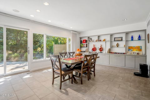 Tiny photo for 2242 Dundas Road, Ottawa Hills, OH 43606 (MLS # 10013678)