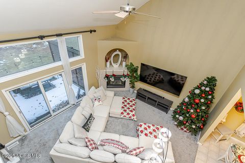 Tiny photo for 17 Stone Oak Boulevard, Holland, OH 43528 (MLS # 10001973)