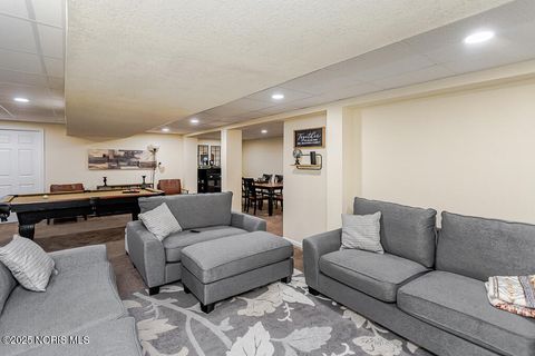 Tiny photo for 17 Stone Oak Boulevard, Holland, OH 43528 (MLS # 10001973)