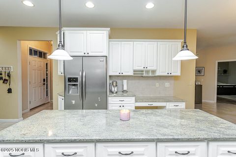 Tiny photo for 17 Stone Oak Boulevard, Holland, OH 43528 (MLS # 10001973)