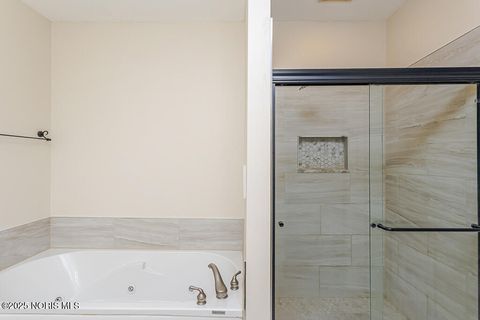 Tiny photo for 17 Stone Oak Boulevard, Holland, OH 43528 (MLS # 10001973)