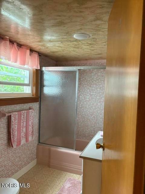 Tiny photo for 1000 Riverside Avenue, Defiance, OH 43512 (MLS # 10008320)