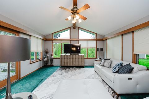 Tiny photo for 1250 Morrison Road, Fremont, OH 43420 (MLS # 10007253)
