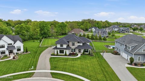 Tiny photo for 4225 Thornbury Court, Perrysburg, OH 43551 (MLS # 10007714)