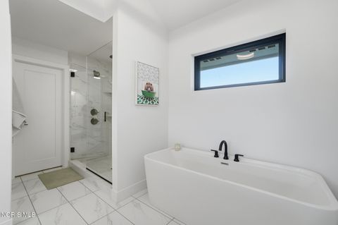 Tiny photo for 4225 Thornbury Court, Perrysburg, OH 43551 (MLS # 10007714)