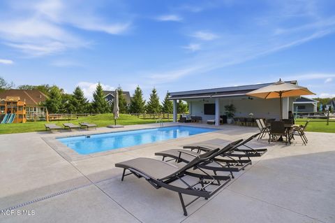 Tiny photo for 4225 Thornbury Court, Perrysburg, OH 43551 (MLS # 10007714)