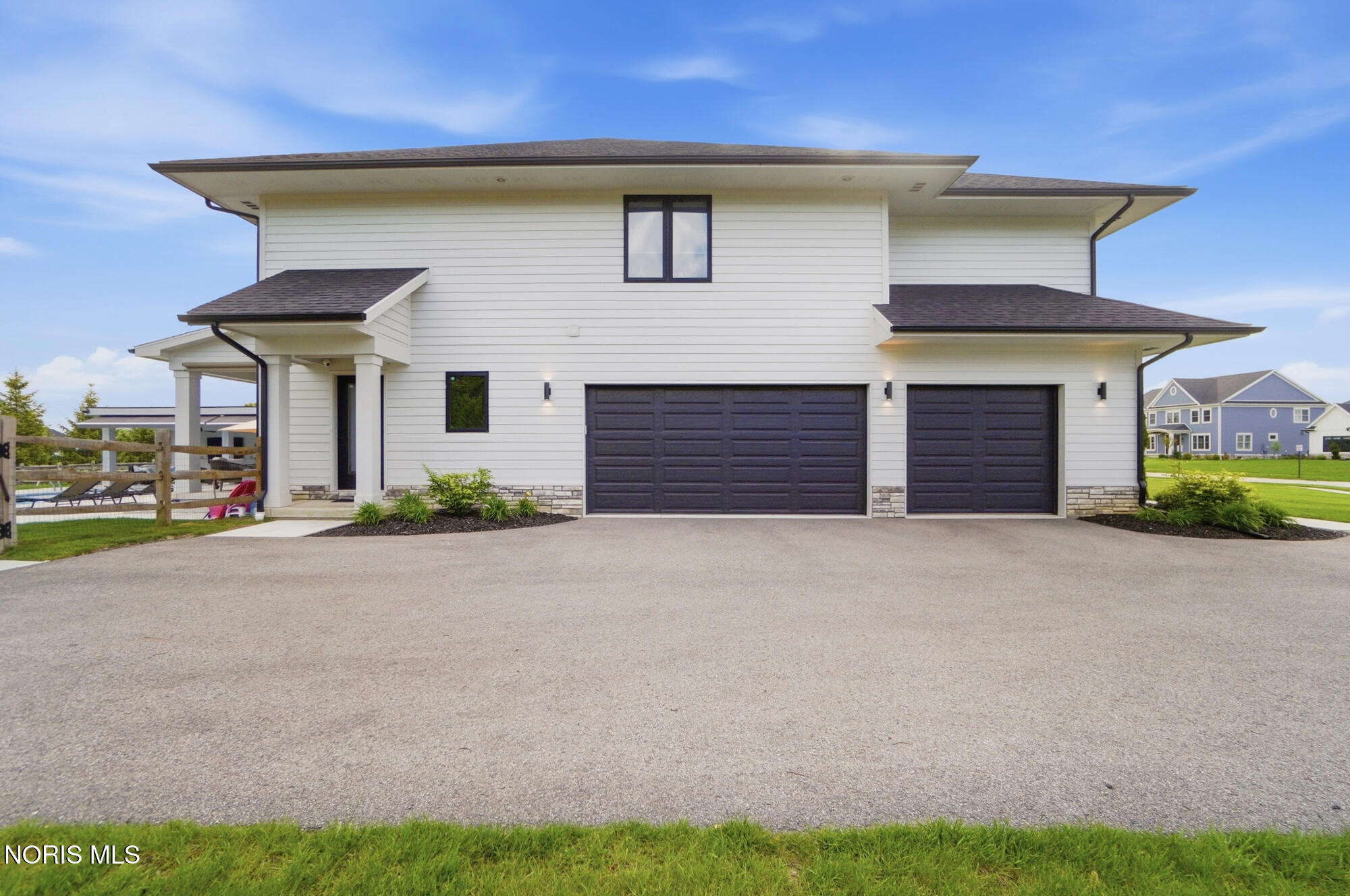 4225 Thornbury Court