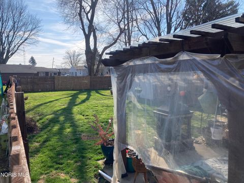 Tiny photo for 196 Sheffield Street, Bellevue, OH 44811 (MLS # 10005844)