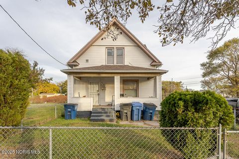 Photo of 820 N Miller Street, Toledo, OH 43607 (MLS # 10001177)