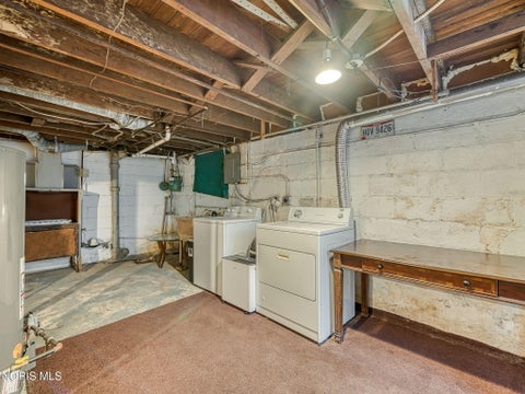 Tiny photo for 5712 Edgewater Drive, Toledo, OH 43611 (MLS # 10014058)