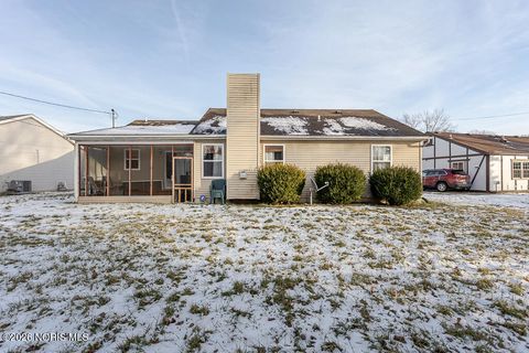Tiny photo for 1137 Bedford Woods Drive, Toledo, OH 43615 (MLS # 10002849)