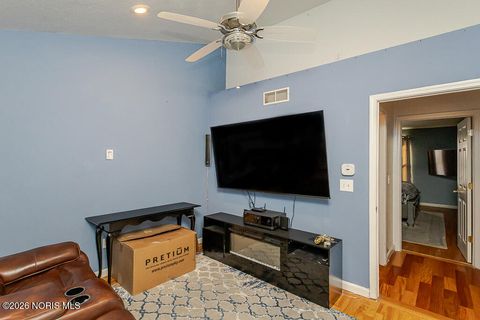 Tiny photo for 1137 Bedford Woods Drive, Toledo, OH 43615 (MLS # 10002849)