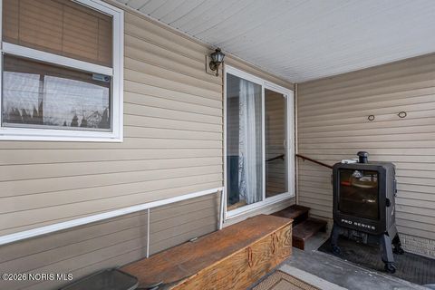 Tiny photo for 1137 Bedford Woods Drive, Toledo, OH 43615 (MLS # 10002849)