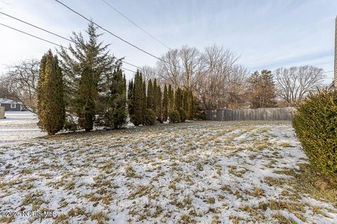 Tiny photo for 1137 Bedford Woods Drive, Toledo, OH 43615 (MLS # 10002849)