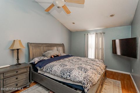 Tiny photo for 1137 Bedford Woods Drive, Toledo, OH 43615 (MLS # 10002849)