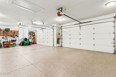 Tiny photo for 3401 Swan Ridge Lane, Maumee, OH 43537 (MLS # 10008840)