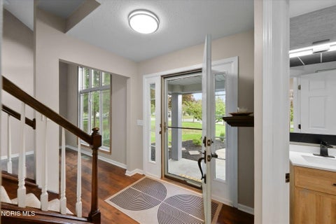 Tiny photo for 548 Fox View Court, Perrysburg, OH 43551 (MLS # 10013475)