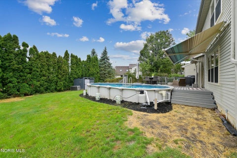 Tiny photo for 548 Fox View Court, Perrysburg, OH 43551 (MLS # 10013475)