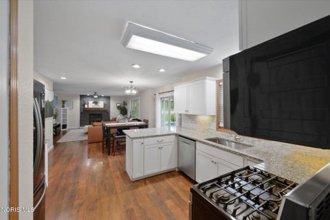 Tiny photo for 548 Fox View Court, Perrysburg, OH 43551 (MLS # 10013475)