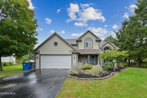 Tiny photo for 548 Fox View Court, Perrysburg, OH 43551 (MLS # 10013475)