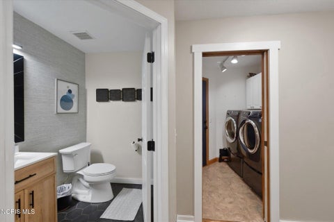 Tiny photo for 548 Fox View Court, Perrysburg, OH 43551 (MLS # 10013475)
