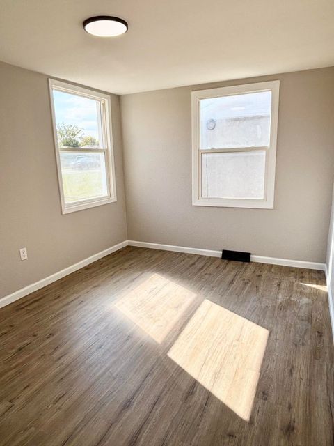 Tiny photo for 2745 Mechanic Street, Oregon, OH 43616 (MLS # 10000109)