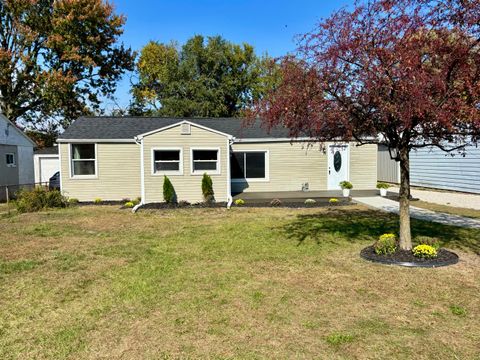 Tiny photo for 2745 Mechanic Street, Oregon, OH 43616 (MLS # 10000109)