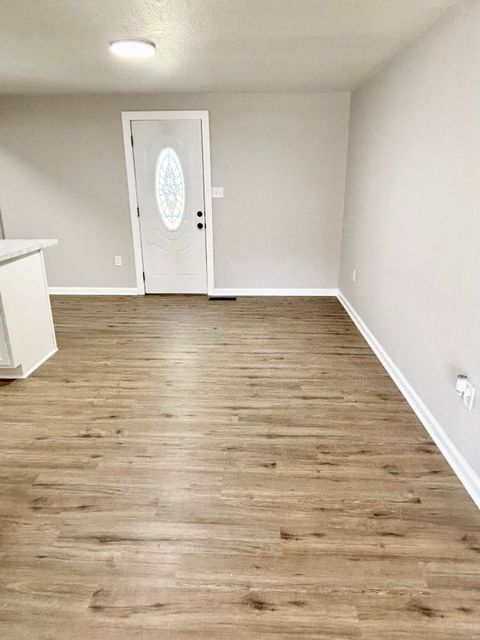 Tiny photo for 2745 Mechanic Street, Oregon, OH 43616 (MLS # 10000109)