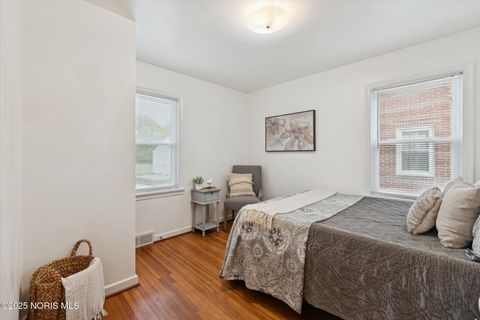 Tiny photo for 4528 Devonshire Road, Toledo, OH 43614 (MLS # 10000607)