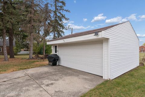 Tiny photo for 4528 Devonshire Road, Toledo, OH 43614 (MLS # 10000607)