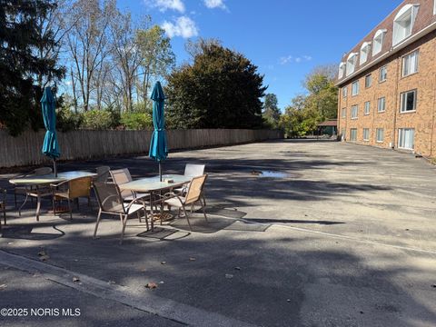 Tiny photo for 4343 W Bancroft Street #Apt 3l, Ottawa Hills, OH 43615 (MLS # 10000346)