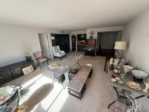 Tiny photo for 4343 W Bancroft Street #Apt 3l, Ottawa Hills, OH 43615 (MLS # 10000346)