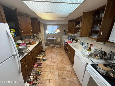 Tiny photo for 4343 W Bancroft Street #Apt 3l, Ottawa Hills, OH 43615 (MLS # 10000346)