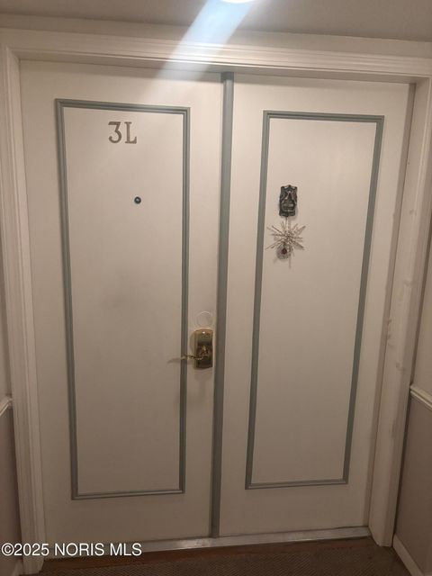 Tiny photo for 4343 W Bancroft Street #Apt 3l, Ottawa Hills, OH 43615 (MLS # 10000346)