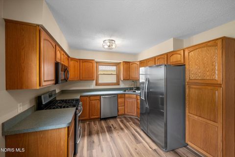 Tiny photo for 5702 Westview Drive, Sylvania, OH 43560 (MLS # 10008203)