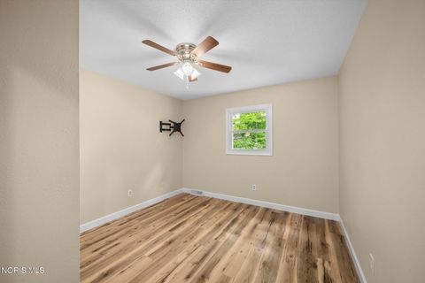 Tiny photo for 5702 Westview Drive, Sylvania, OH 43560 (MLS # 10008203)