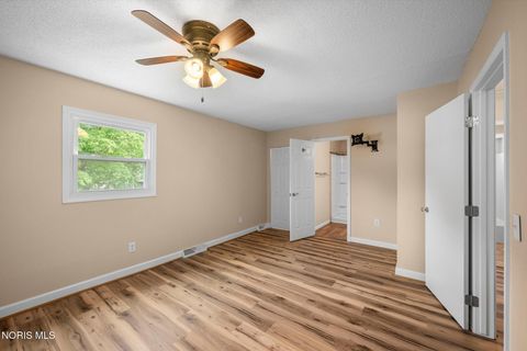 Tiny photo for 5702 Westview Drive, Sylvania, OH 43560 (MLS # 10008203)
