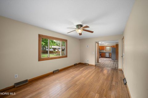 Tiny photo for 5702 Westview Drive, Sylvania, OH 43560 (MLS # 10008203)