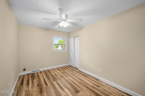 Tiny photo for 5702 Westview Drive, Sylvania, OH 43560 (MLS # 10008203)
