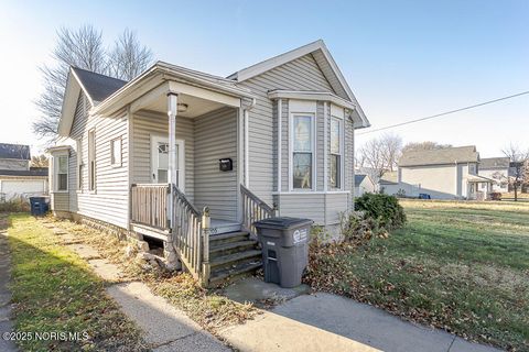 Tiny photo for 2005 Walnut Street, Toledo, OH 43608 (MLS # 10001566)
