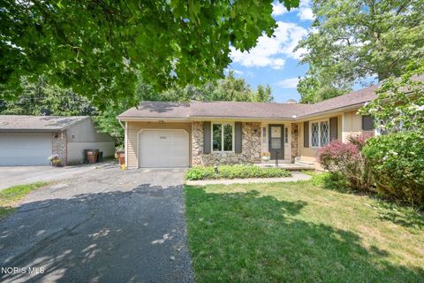 Tiny photo for 3241 Woodbrook Road, Toledo, OH 43617 (MLS # 10010491)